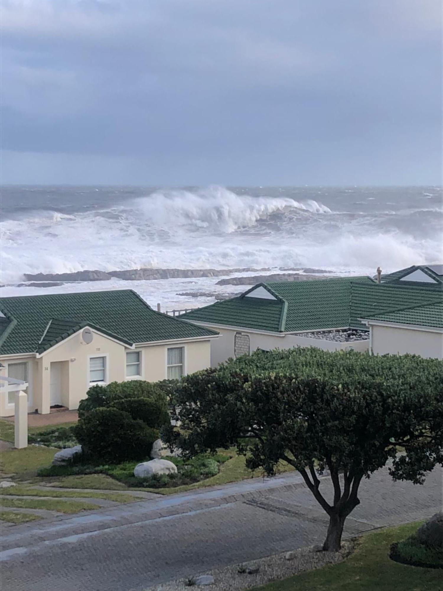 43 Whale Rock Estate Lägenhet Hermanus Exteriör bild